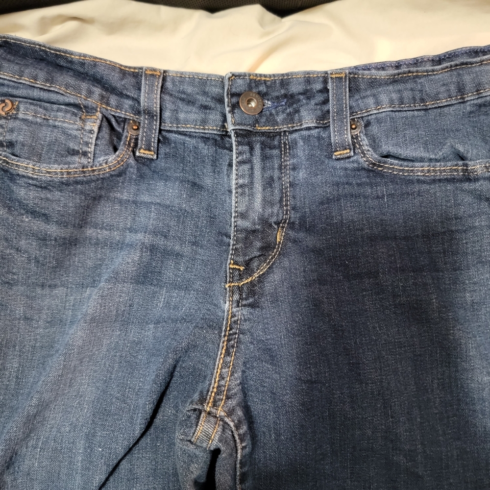 Denizen by Levi's Modern Straight crop. 6. NWOT.
